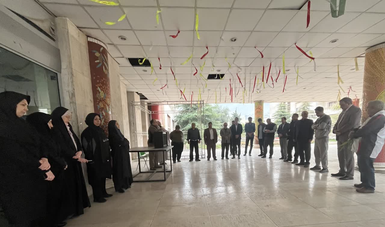 تجمع دانشگاهیان پردیس کشاورزی به مناسبت روز 13 آبان